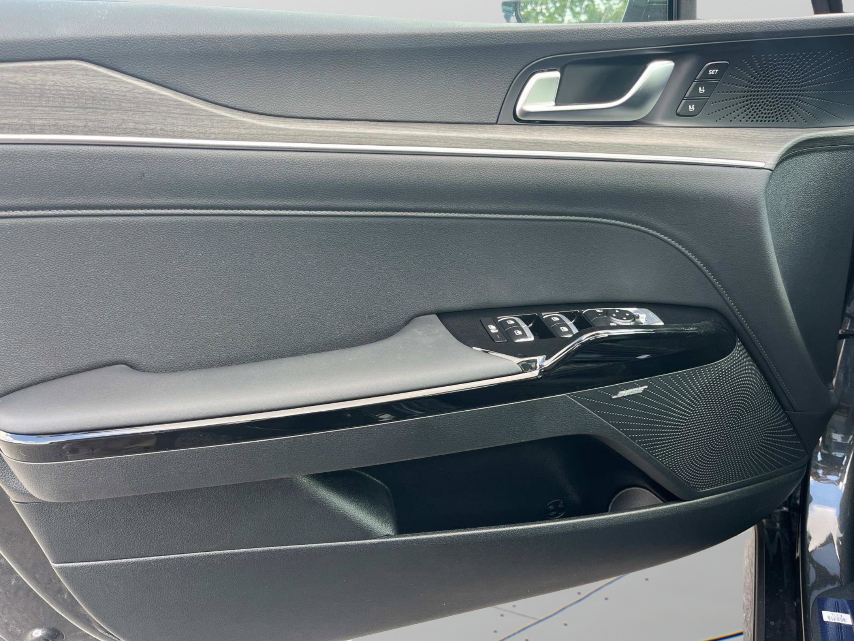 2025 Kia K5 EX - Photo 22