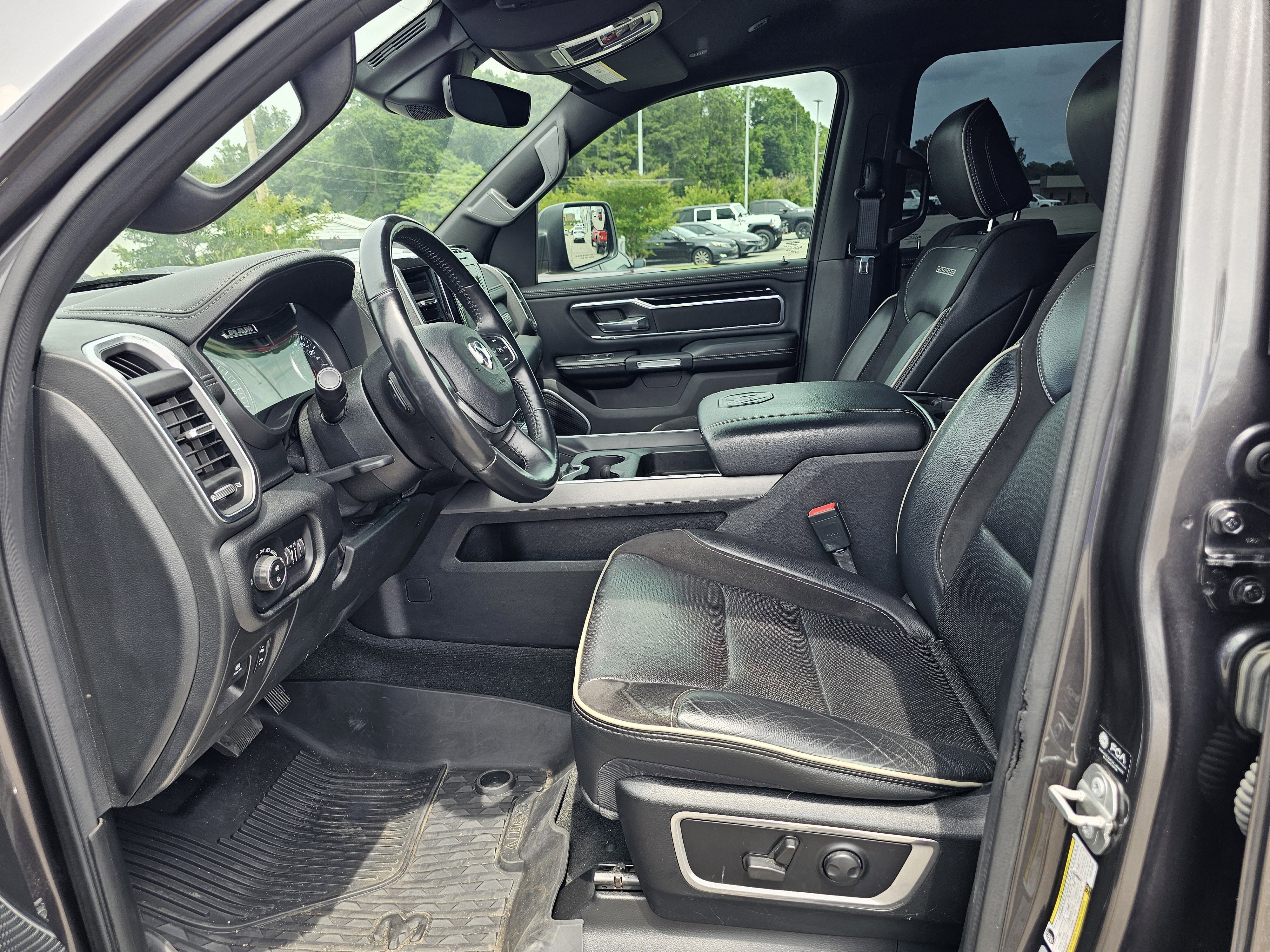 2022 RAM Ram 1500 Pickup Laramie - Photo 17