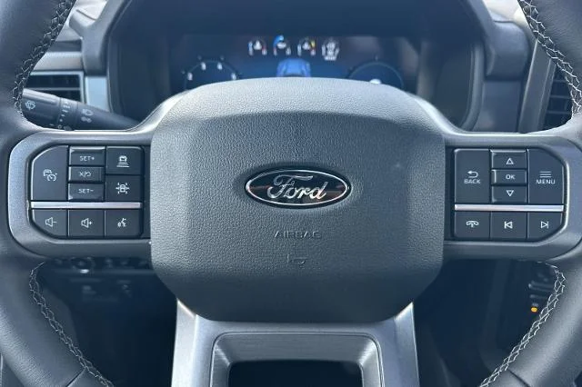 New 2026 Star White Metallic Tri-Coat Ford Lariat® image 42