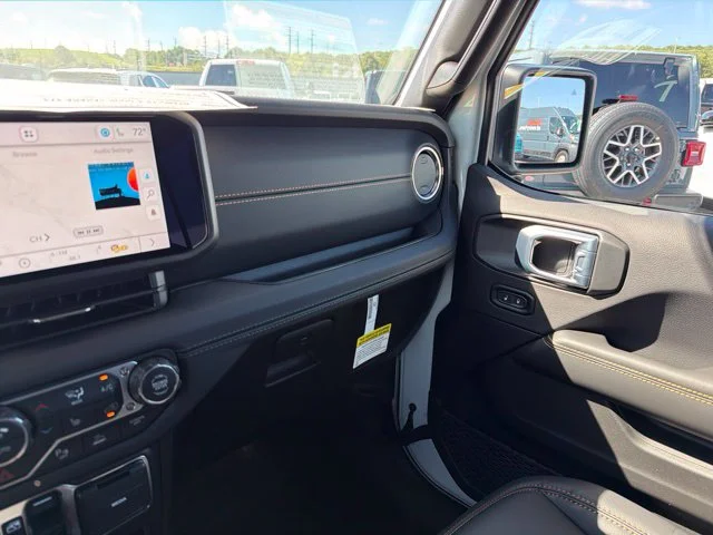 New 2026 White Jeep Sahara image 21