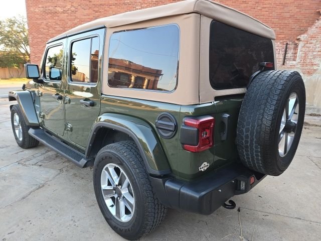 Used 2021 Green Jeep Unlimited Sahara image 5