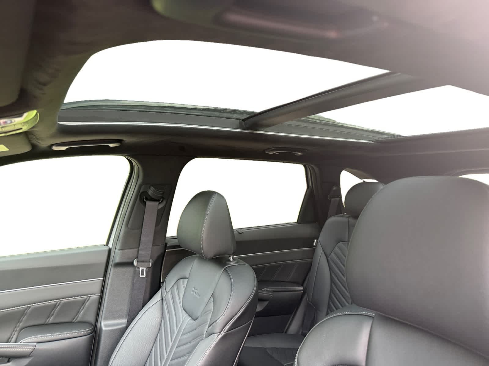 New 2026 Wolf Gray Kia X-Line SX Prestige image 12