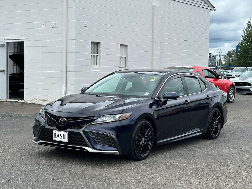 Used 2022  Toyota XSE image 8