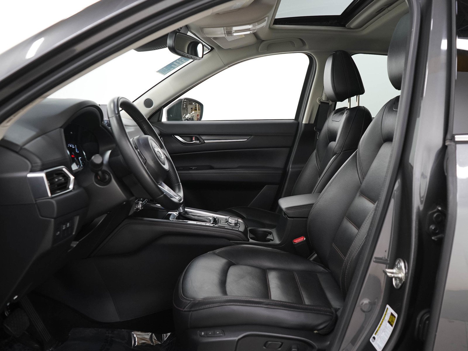Used 2019 Machine Gray Metallic Mazda Grand Touring image 23