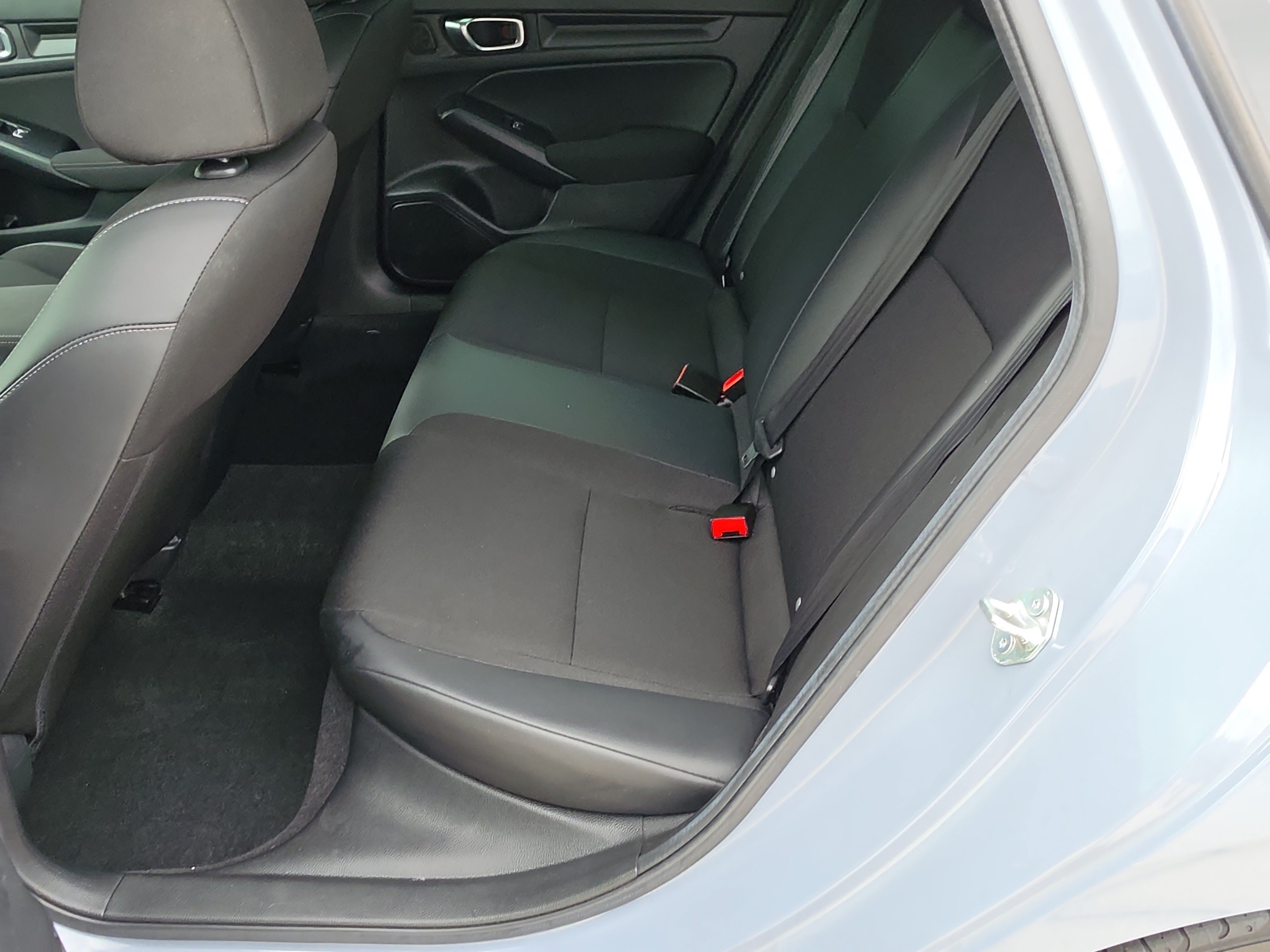 Used 2024 Morning Mist Metallic Honda Sport image 16