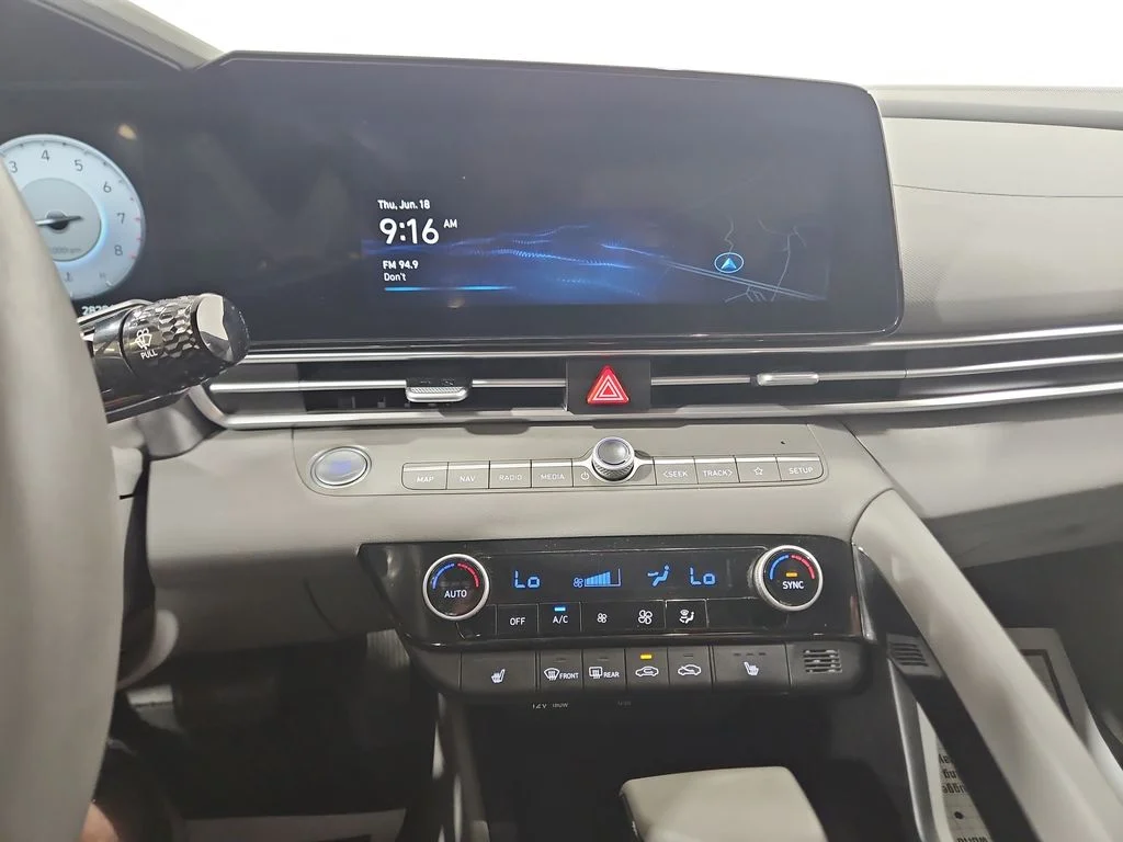 Used 2023 Silver Hyundai SEL image 20