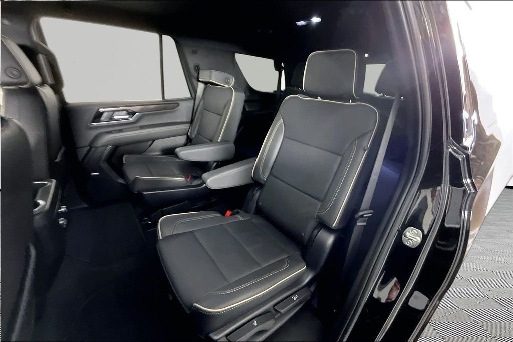 Used 2025 Black GMC Elevation image 21
