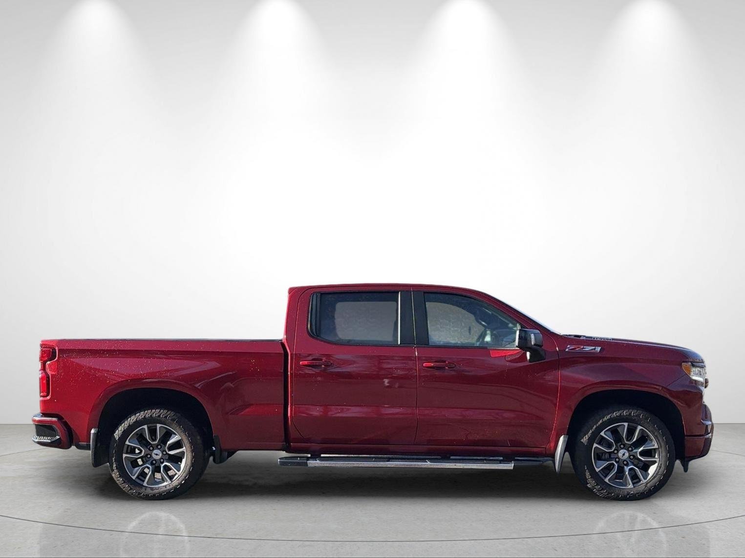 Used 2022 Cherry Red Tintcoat Chevrolet RST image 6