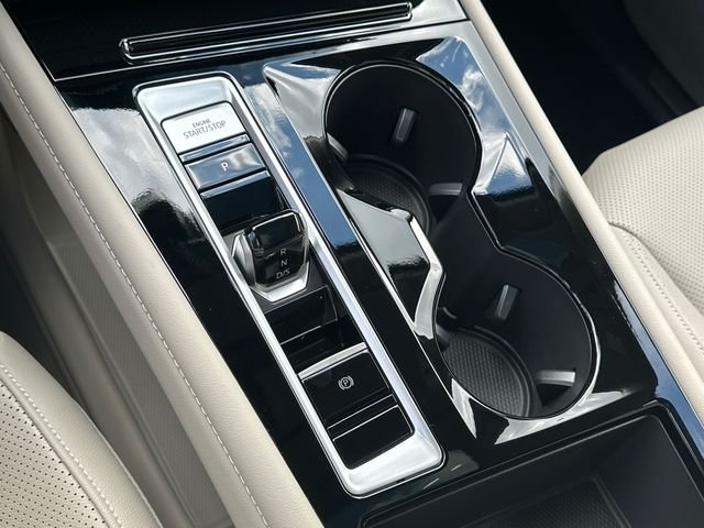 New 2026 Silver Volkswagen 2.0T SE w/Technology image 33