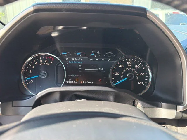 Used 2015 Black Ford Lariat image 28