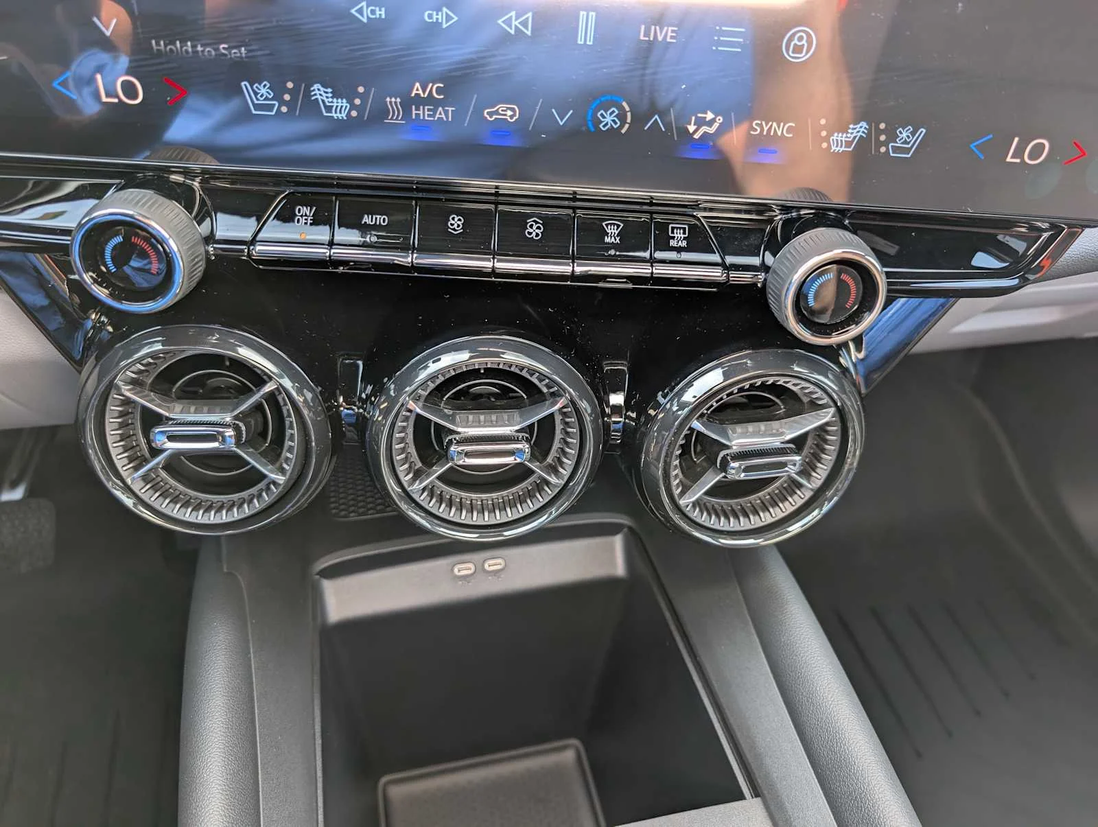 2026 Chevrolet Blazer EV SS - Photo 27