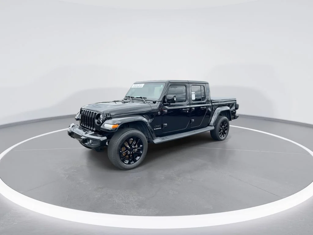 Used 2022 Black Jeep High Altitude image 4