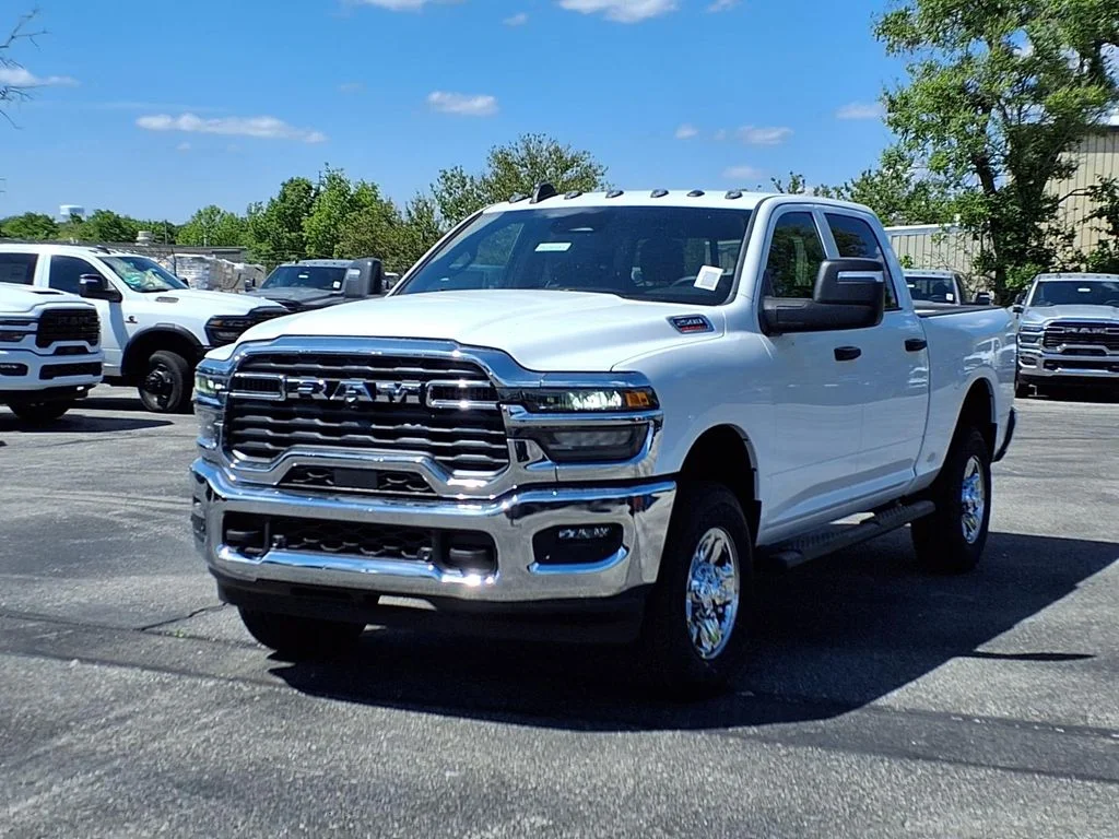 New 2026 Bright White Clear-Coat Exterior Paint RAM Tradesman image 2