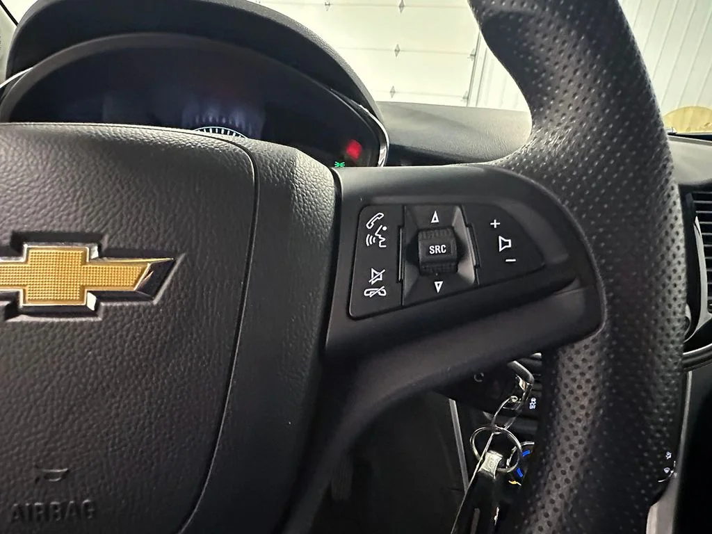 Used 2021 Blue Chevrolet LS image 33