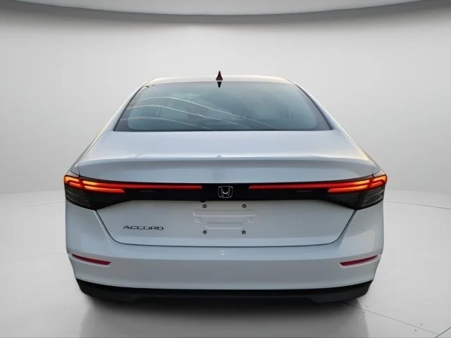 New 2026 Platinum White Pearl Honda SE image 6