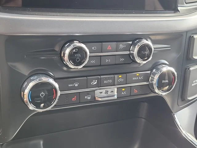New 2026 Avalanche Ford XLT image 25
