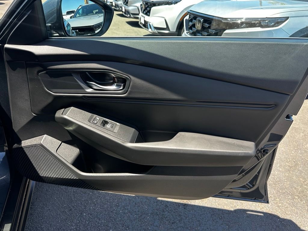Used 2024  Honda EX image 13