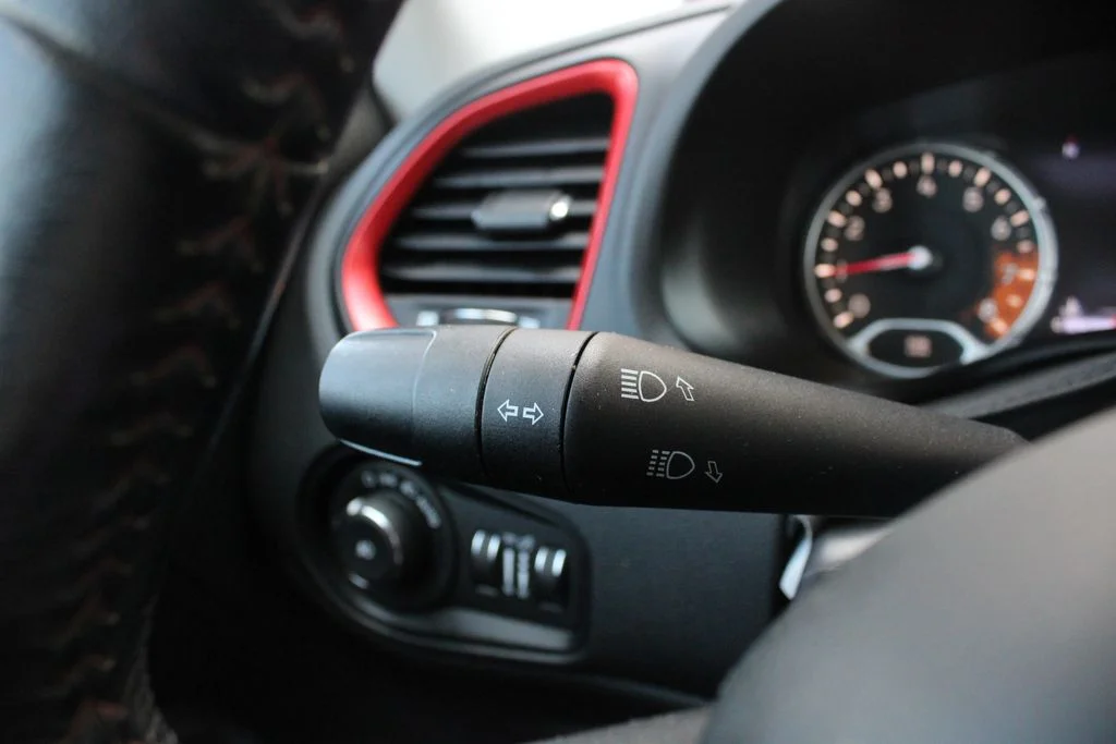 Used 2016 Black Jeep Trailhawk image 10