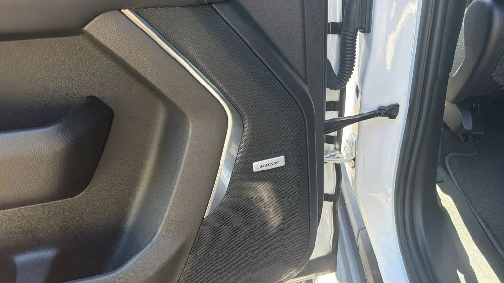 Used 2021 SUMMIT WHITE Chevrolet LT image 26