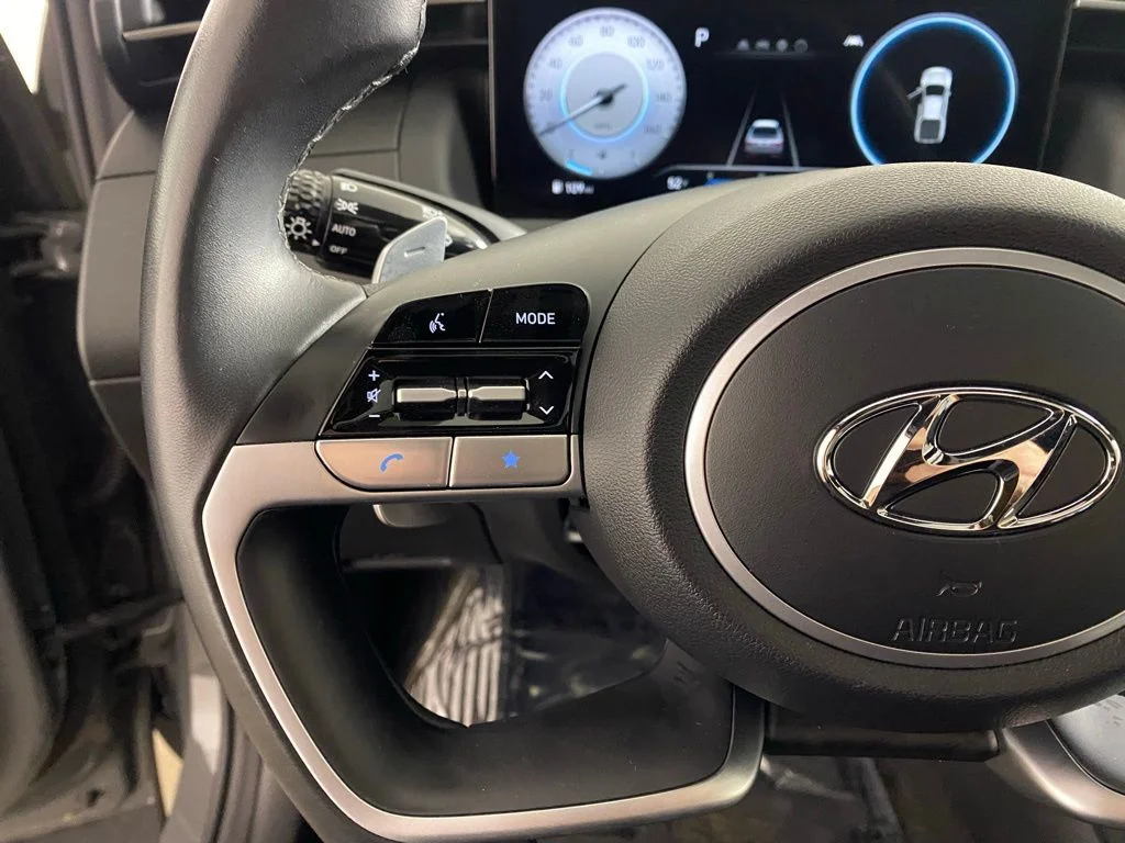 Used 2022 Gray Hyundai SEL Premium image 10