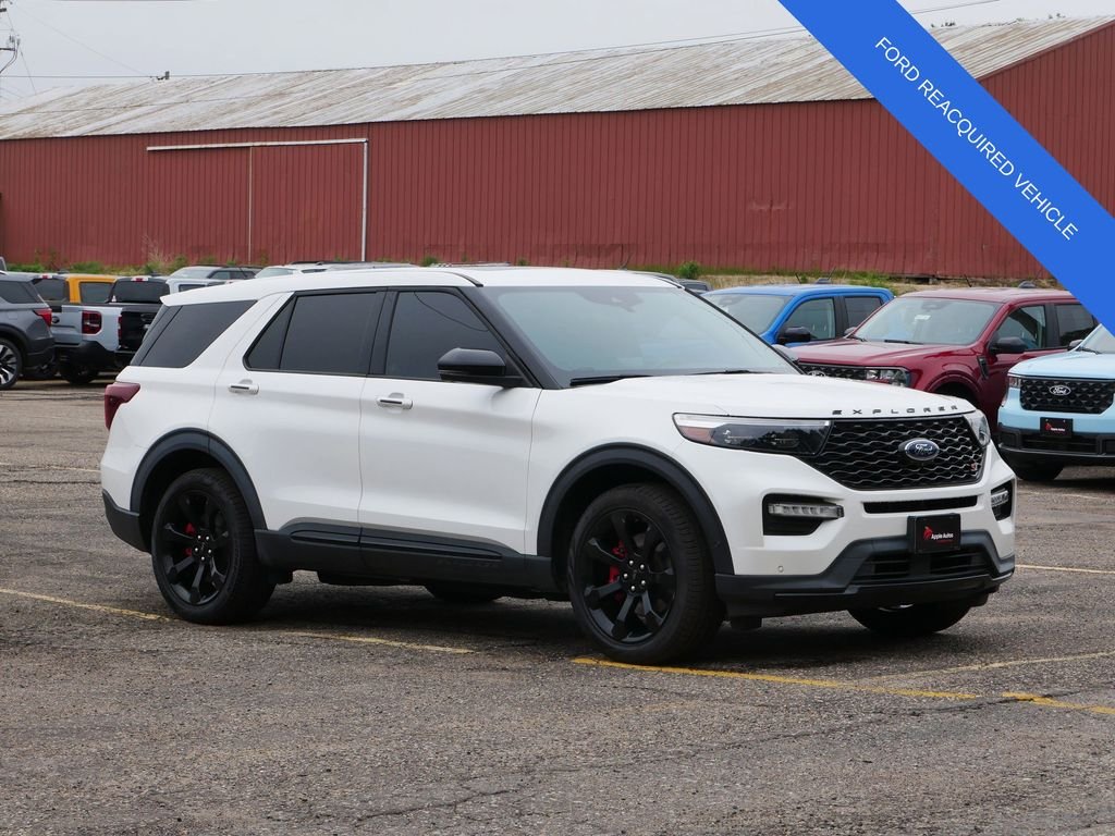 2022 Ford Explorer ST 4WD's photo