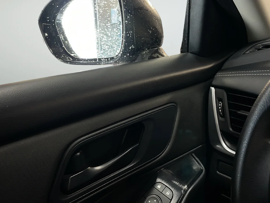 Used 2024 Silver Nissan S image 32