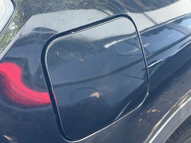 Used 2014 Black Nissan S image 19