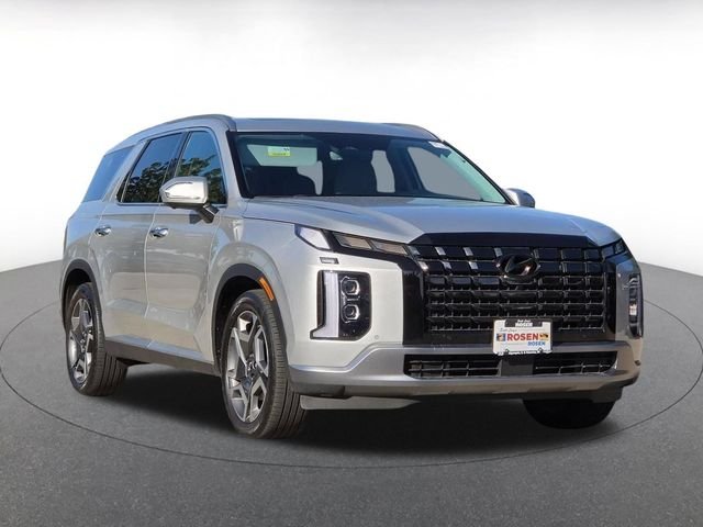 Used 2024 Silver Hyundai SEL image 1