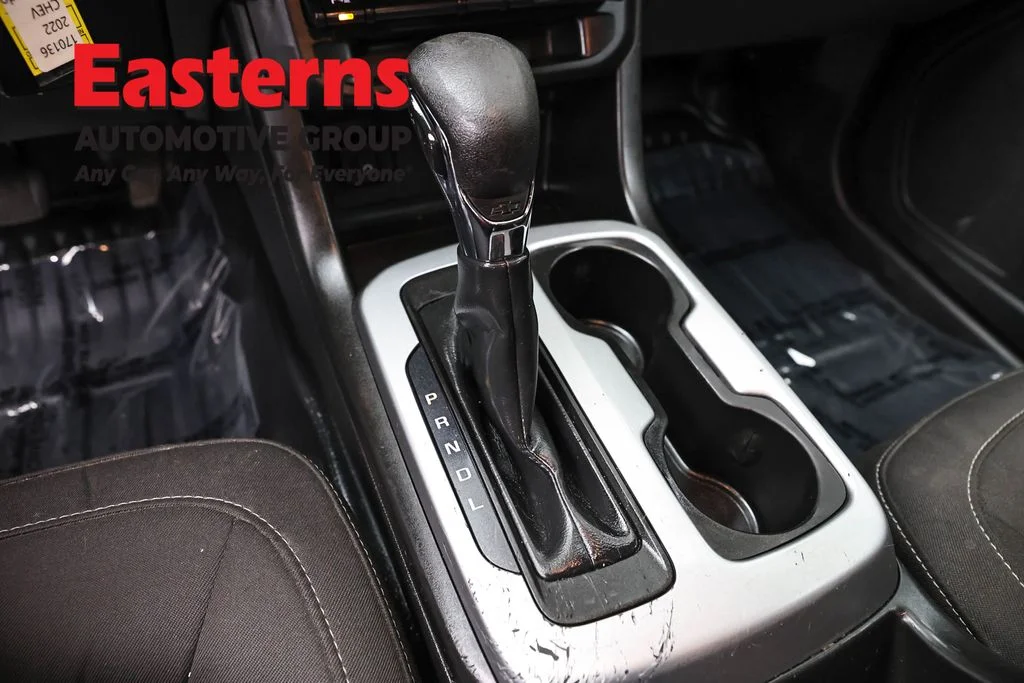 Used 2022 White Chevrolet LT image 13