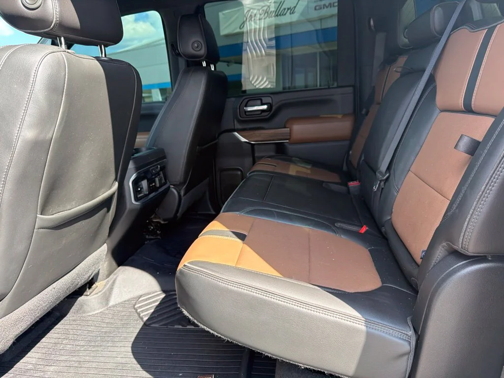 Used 2020 IRIDESCENT PEARL TRICOAT Chevrolet High Country image 38