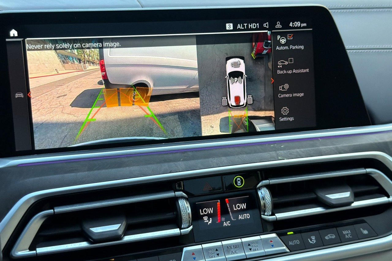 Used 2020 WHITE BMW sDrive40i image 19