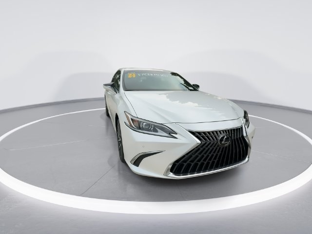 Certified Used 2024 EMINENT WHITE PEARL Lexus 300h image 3