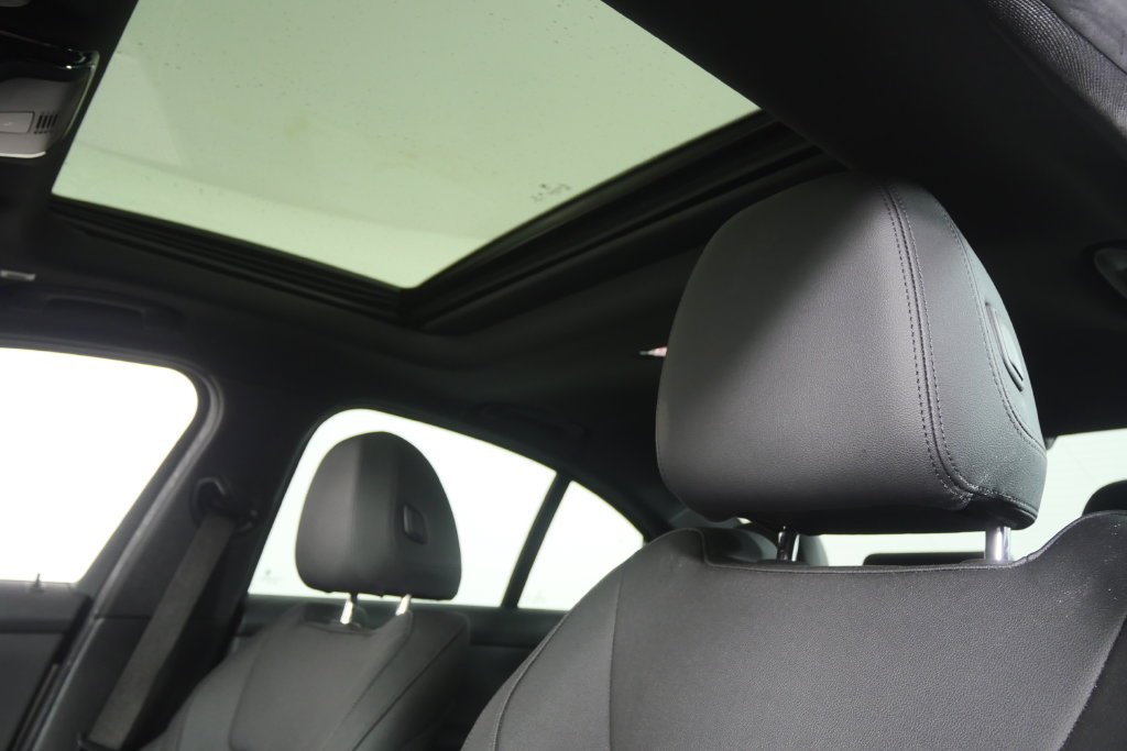 Used 2021 Alpine White BMW 330i image 12