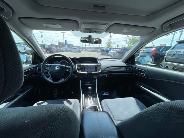 2017 Honda Accord EX - Photo 16