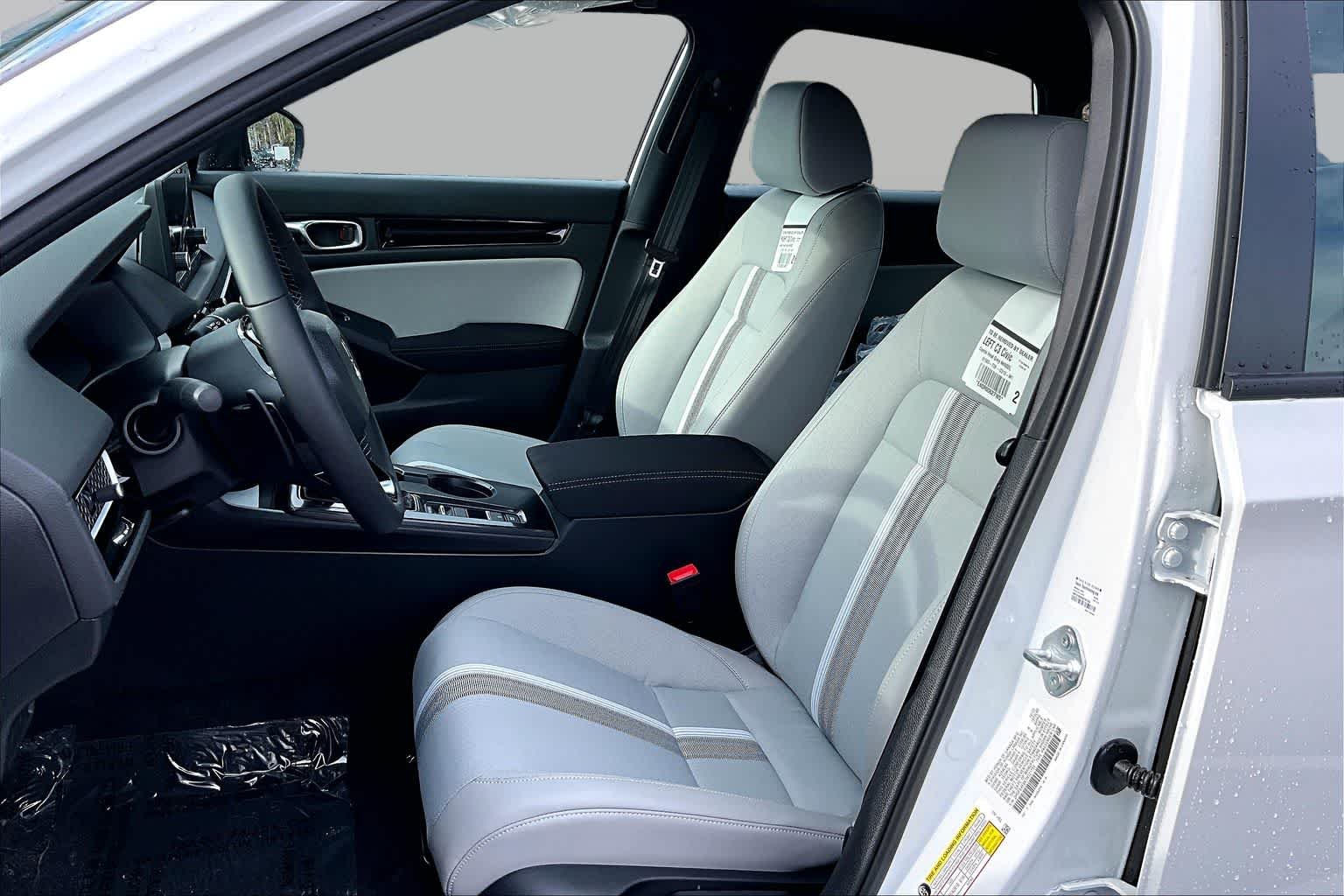 New 2026 Platinum White Pearl Honda 2WD Sport Hybrid image 14