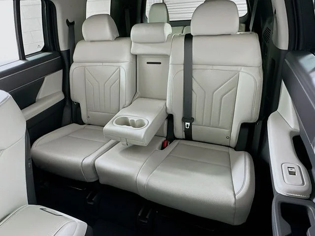 New 2026 Hyundai SANTA FE SEL