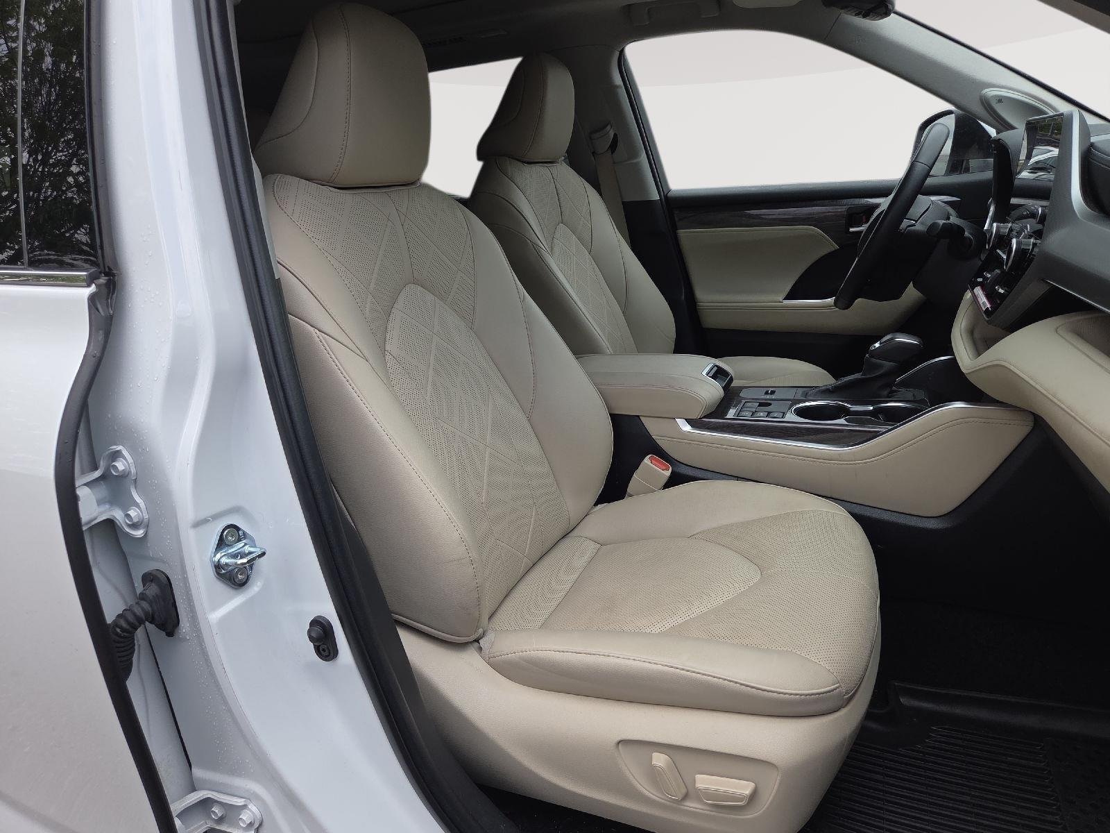 Certified Used 2024 Wind Chill Pearl Toyota Platinum image 16