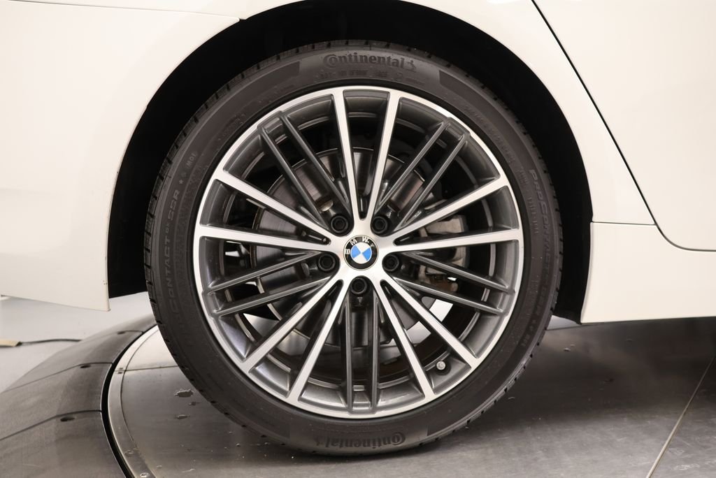2023 BMW 5 Series 540i - Photo 11