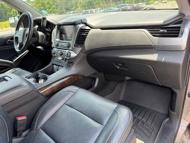Used 2019 Pepperdust Metallic Chevrolet LT image 14