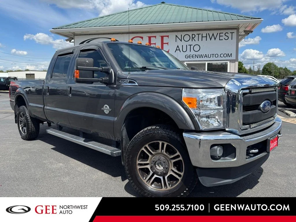2016 Ford F-350 Lariat 4x4 Crew Cab 6-1/2' Box SRW's photo