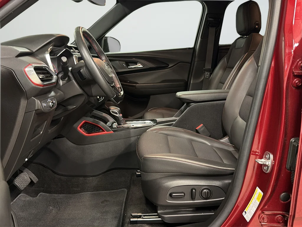 Used 2023 Red Chevrolet RS image 10