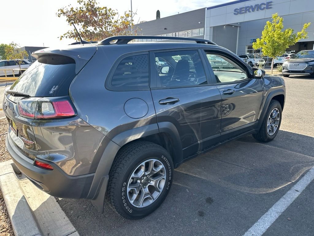 Used 2022 Gray Jeep Trailhawk image 7