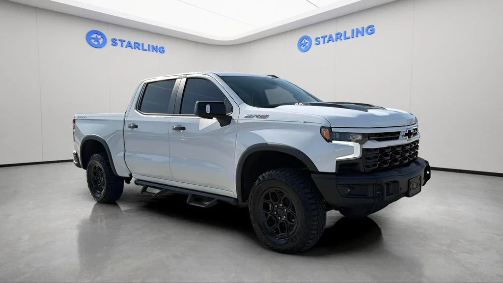 Used 2024 Summit White Chevrolet ZR2 image 13