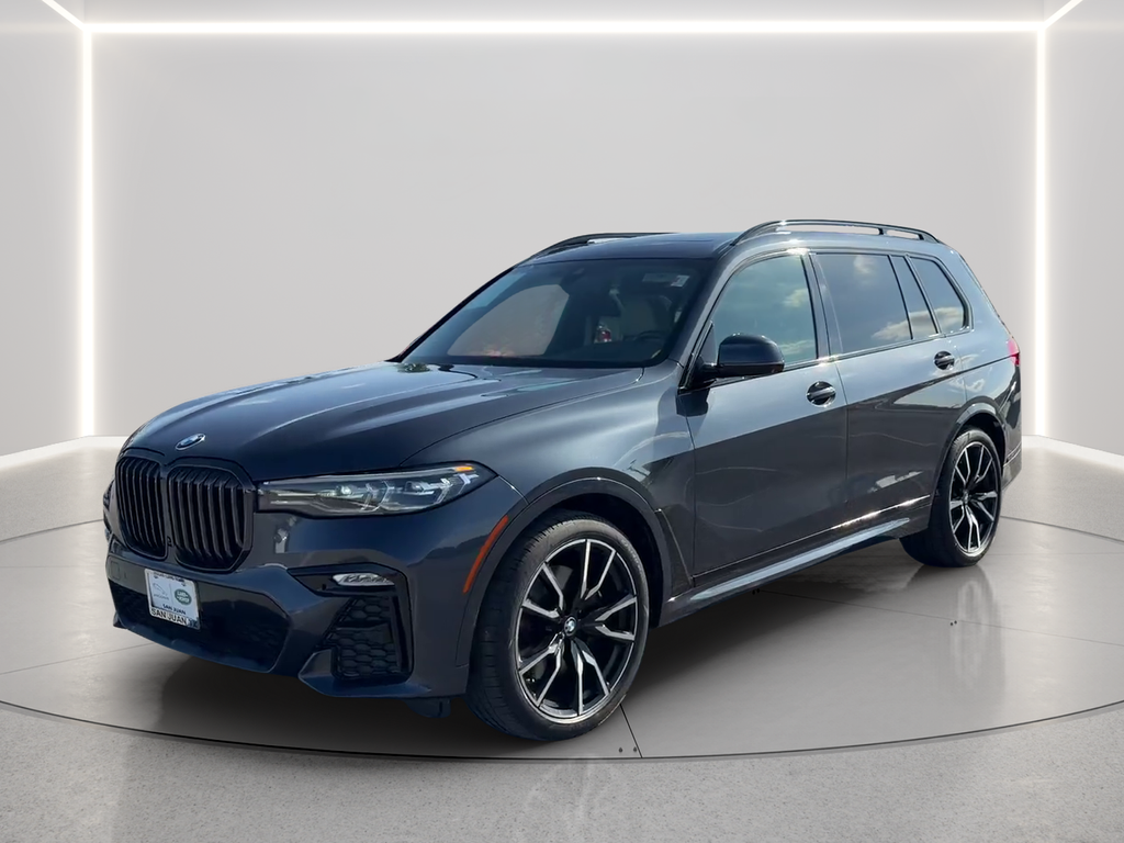 Used 2022 Gray BMW xDrive40i image 1