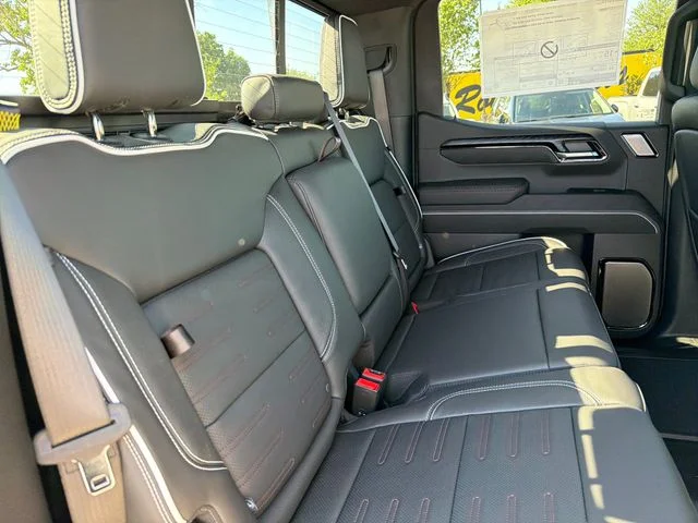 2026 GMC Sierra 1500 AT4X - Photo 24