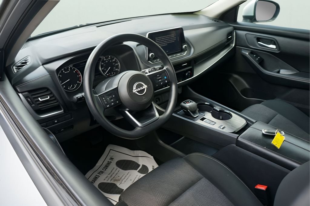 Used 2024 Brilliant Silver Metallic Nissan SV image 13