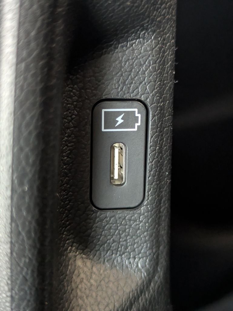 New 2026 Glacial White Pearl Kia X-Line EX AWD image 17