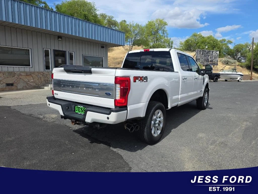 Used 2018 White Ford Platinum image 5