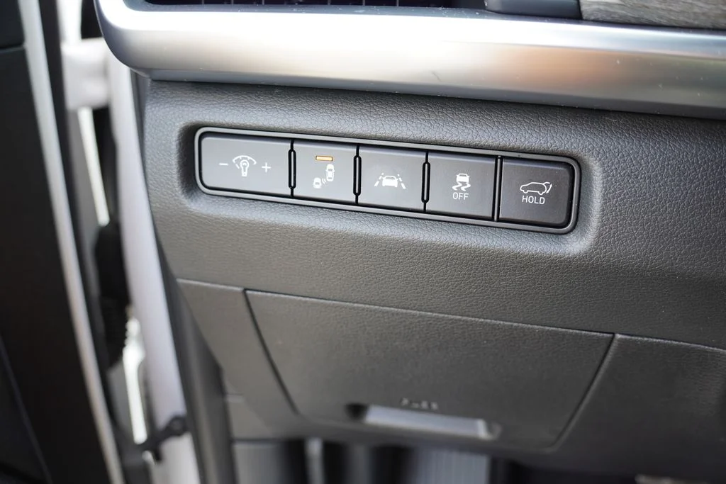 Used 2021 Glacial White Pearl Kia SX image 28