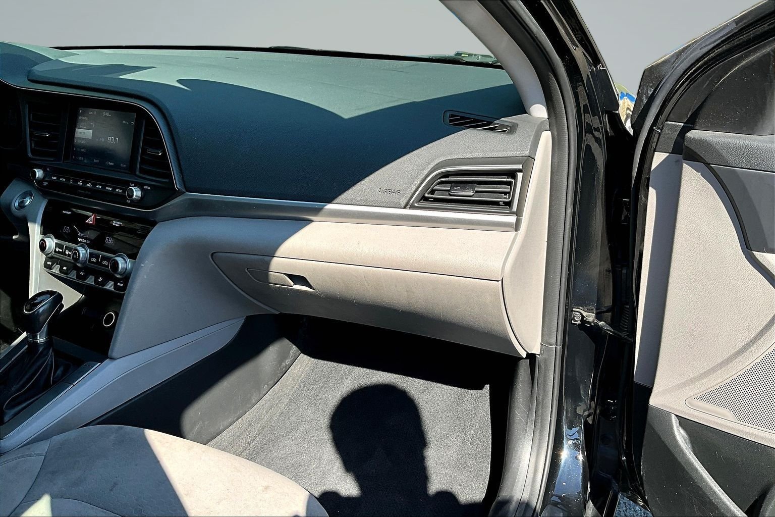 Used 2020 Black Hyundai Value Edition image 22